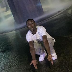 Meet your Posher, Larry